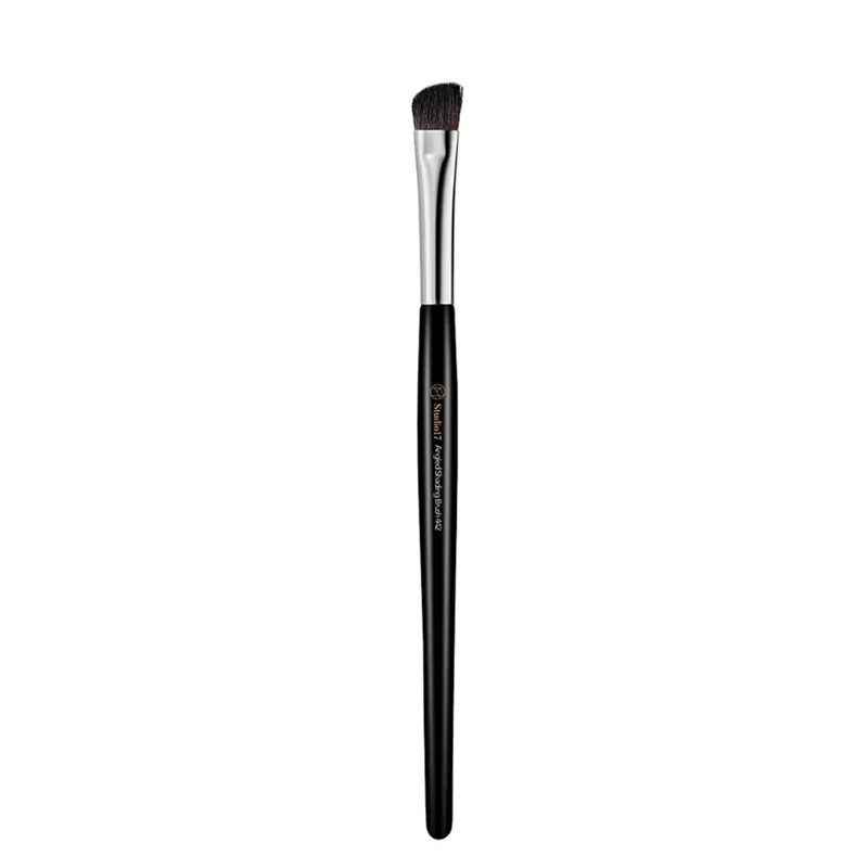 Studio17 Angled Shading Brush 442 — Пензлик для контурингу з кутовим зрізом