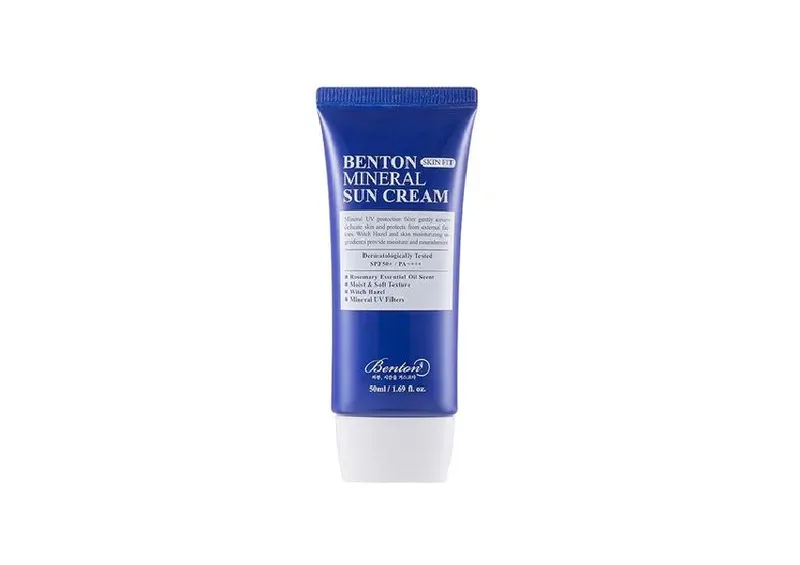 Сонцезахисний крем на мінеральній основі BENTON Skin Fit Mineral Sun Cream SPF50+/PA++++