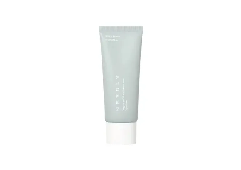 Зволожуючий сонцезахисний крем з рослинним скваланом NEEDLY Vegan Mild Moisture Sun SPF 50+ PA++++
