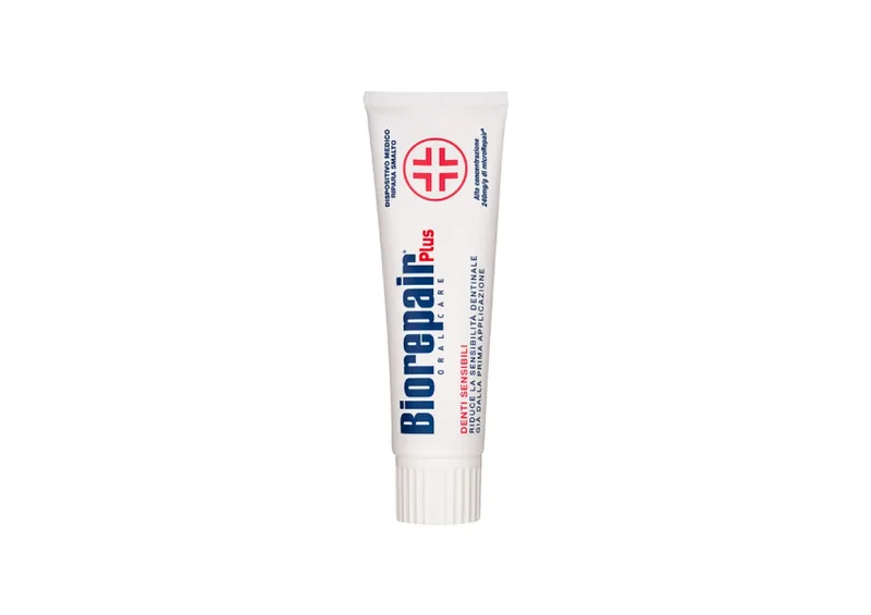 Біоактивна паста для зменшення чутливості зубів BIOREPAIR Plus Denti Sensibili 75 мл