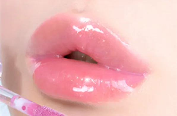 ALTERNATIVESTEREO Lip Potion Milk Pearl Gloss – перламутровий блиск для об'єму губ 03. Lavender Moon