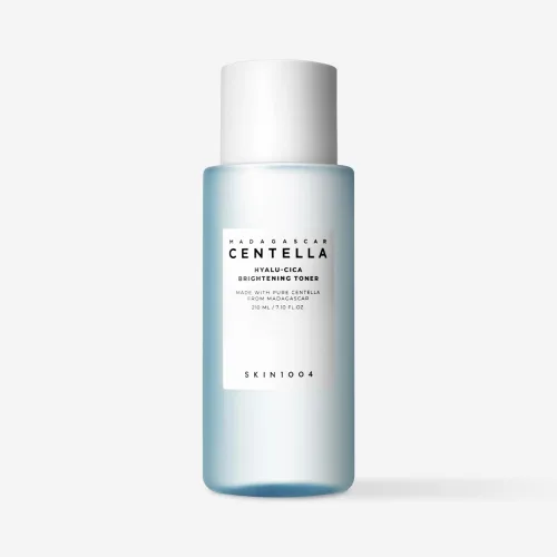 Освітлюючий тонер з гіалуроновою кислотою та центеллою - SKIN1004 Madagascar Centella Hyalu-Cica Brightening Toner