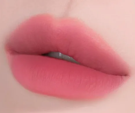 CLIO Volumate Blur Tint – вельветовий матовий тінт 103 Cloudy Plum