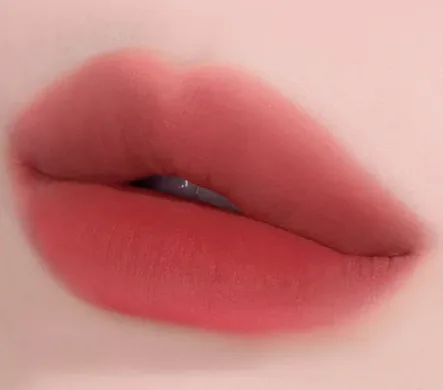 CLIO Volumate Blur Tint – вельветовий матовий тінт 105 Velvetique Ribbon (УЦІНКА: термін придатності до 29.04.2027)