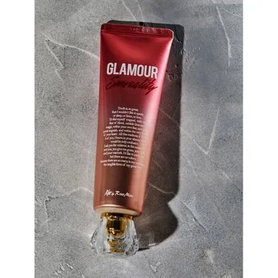 Kiss by Rosemine Fragrance Cream Glamour sensuality Крем для тіла з квітковим і деревно-мускусним ароматом 140 мл