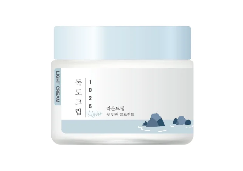 Легкий зволожувальний крем з морською водою ROUND LAB 1025 Dokdo Light Cream 80 мл
