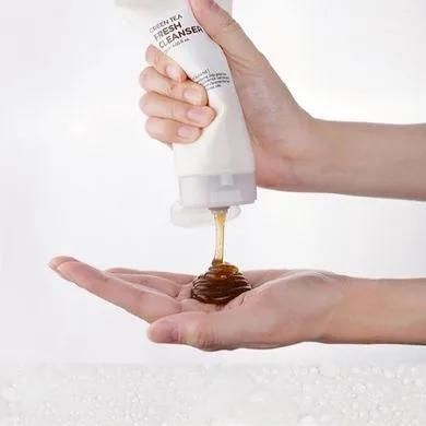 Isntree Green Tea Fresh Cleanser – гель для вмивання із зеленим чаєм 120 мл