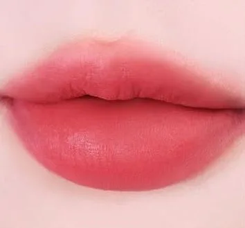 Tocobo Powder Cream Lip Balm – вельветовий бальзам для губ 036 Mono Red