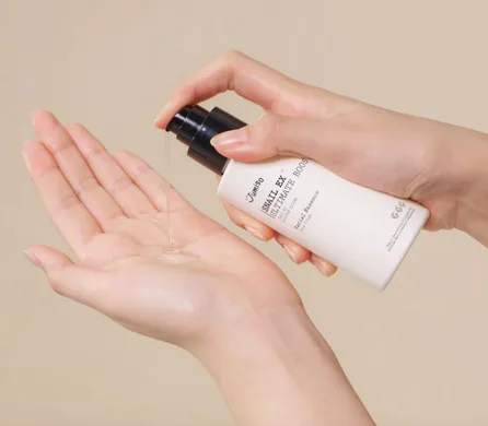 Jumiso Snail EX Ultimate Boost Facial Essence – есенція з муцином равлика 120 мл