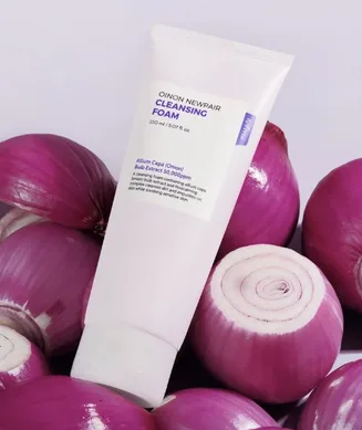 Isntree Onion Newpair Cleansing Foam – освітлююча пінка для вмивання 150 мл (УЦІНКА: термін придатності до 08.05.2027)