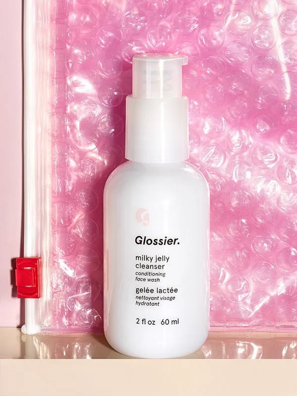 Средство для умывания Glossier Milky Jelly Cleanser