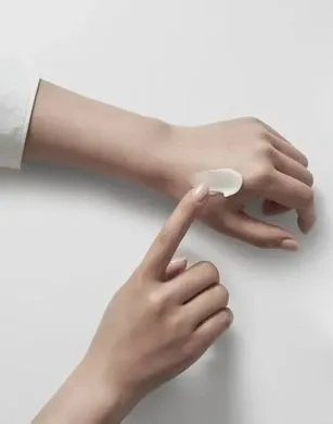 Arocell Super Power Cream – інтенсивний омолоджувальний крем з ботулінічним поліпептидом та стовбуровими клітинами ПРОБНИК 2 г