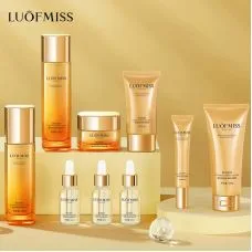 Подарунковий набір зволожуючий з поліпептидами LUOFMISS Polypeptide Deep Moisturizing Skin Care Set