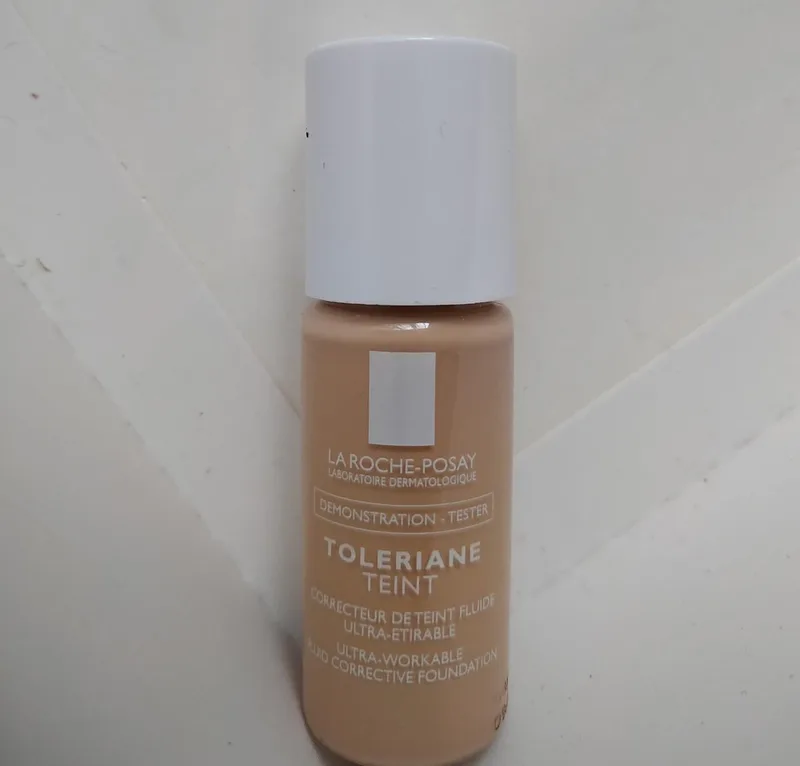 Тональний флюїд La Roche-Posay (Ля Рош-Позе) Toleriane SPF25 коригуючий для чутливої шкіри, тон