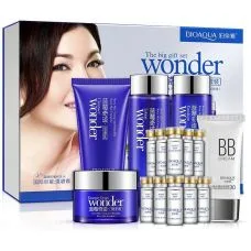 Подарунковий набір з гіалуроновою кислотою і чорницею BIOAQUA The Big Gift Set Wonder