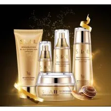 Подарунковий набір з муцином равлика BIOAQUA Skin Glow Wonderful Vitality Import Snail