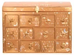 Адвент календар Charlotte Tilbury 2025-2026 - Charlotte’s Beauty Treasure Chest Advent
