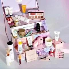 Адвент календар Glossybox 2025