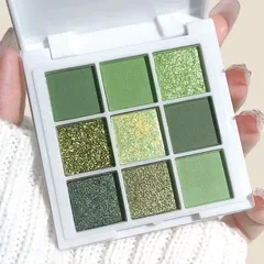 JUJU DREAM "Mint" cream green — палетка тіней для очей