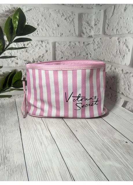 Косметичка жіноча YS чорна(Ест) No Brand (347244800)