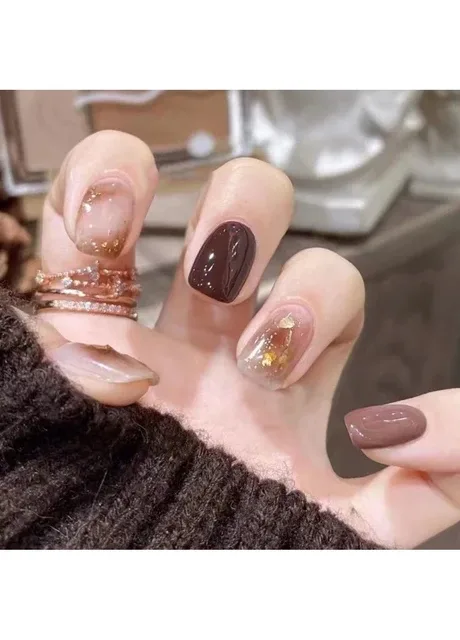 Манікюрні накладні нігті з клеєм Коричневі 24 шт (A9759) Nails (308864054)