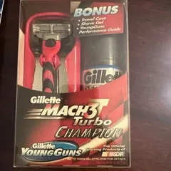 Бритвений набір Gillette Mach3 Turbo Champion червоний з футляром і гелем для гоління