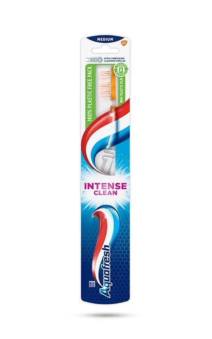 Зубна щітка Aquafresh Intense Clean Medium 1 шт