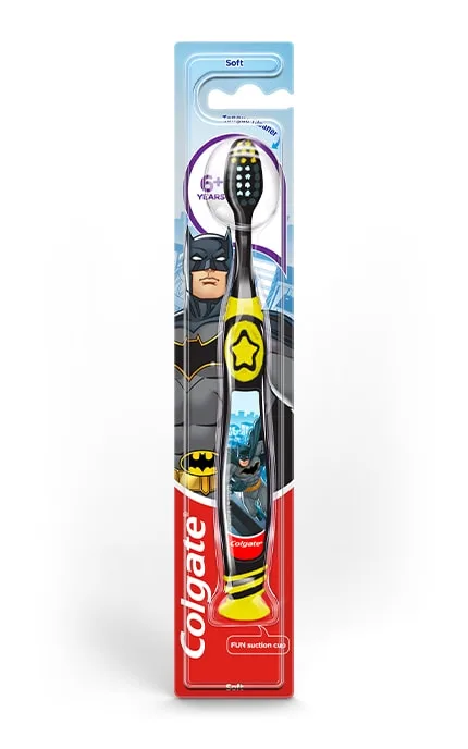 Зубна щітка дитяча Colgate Kids Batman and Wonderwoman 6+ років