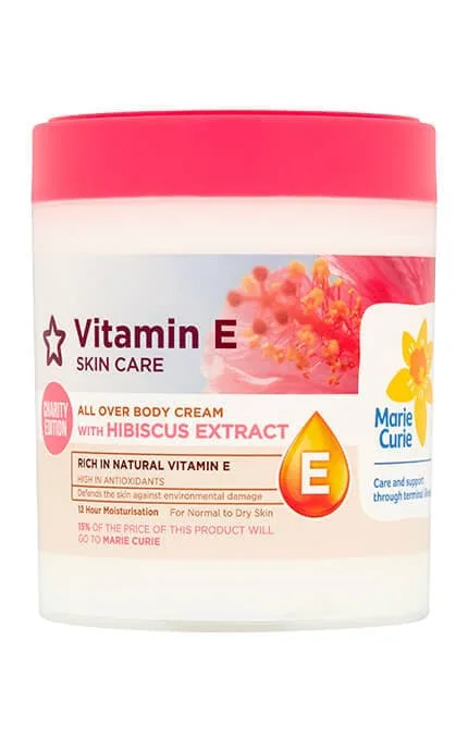 Крем для тіла Superdrug Vitamin E для нормальної та сухої шкіри з екстрактом Гібіскуса 465 мл