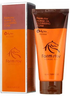 Очищуюча пінка з кінським маслом FarmStay Jeju Horse Oil Cleansing Foam