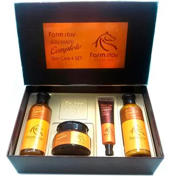 Набір засобів з кінським маслом FarmStay Jeju Mayu Complete Skin Care 4 Set (toner/200ml + emuls/200ml + crm/100ml + eye/crm/40ml)