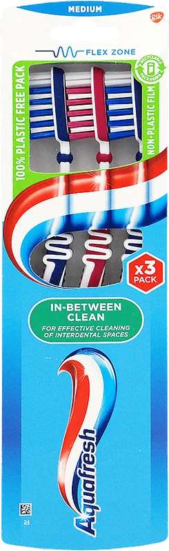 Зубна щітка Aquafresh In-Between Clean медіум 2+1