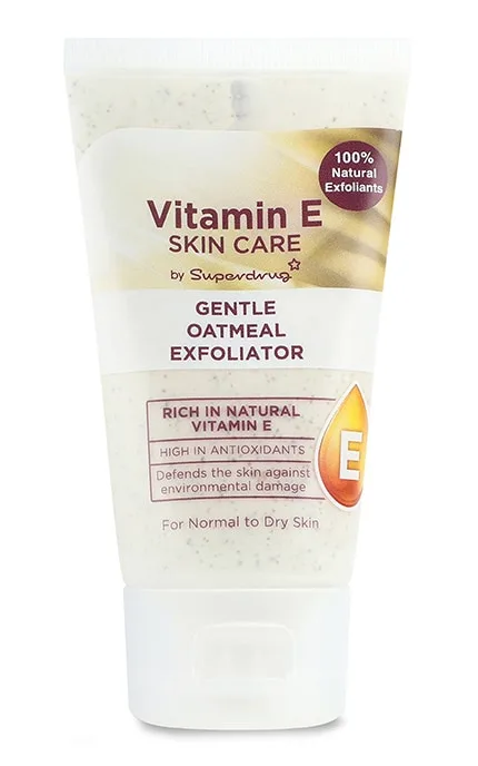 Скраб для обличчя для нормальної та сухої шкіри з вівсом Superdrug Vitamin E