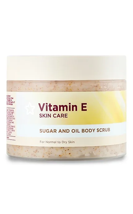 Скраб для тіла для нормальної та сухої шкіри Superdrug Vitamin E 300 мл