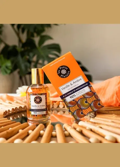 Жіноча Парфумована вода Les Petits Pleisirs Eau de Parfum Vanilla & Amber 100 мл. No Brand (303136603)