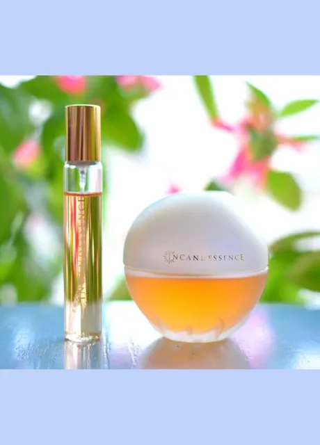 Жіночий парфумерно-косметичний набір Avon Incandessence з 2-х одиниць 50 мл+ 10 мл (ейвон інкандесенс )