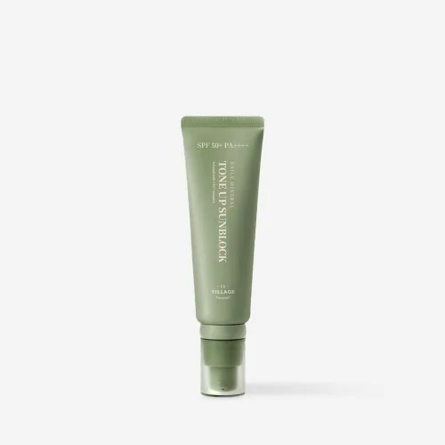 Сонцезахисний мінеральний крем SPF 50+ PA++++ 50 мл Village 11 Factory daily mineral tone up sunblock spf 50+ pa++++