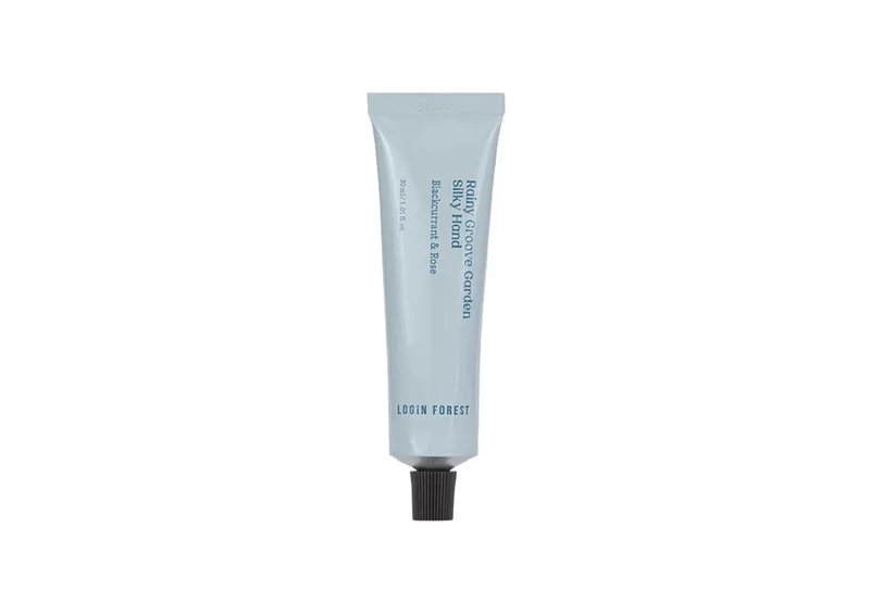 Крем для рук з ароматом чорної смородини та троянди LOGIN FOREST Rainy Groove Garden Silky Hand Cream 30 мл
