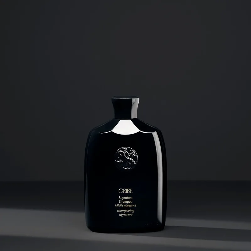 Oribe Signature Shampoo A Daily Indulgence - Шампунь для волосся для щоденного догляду