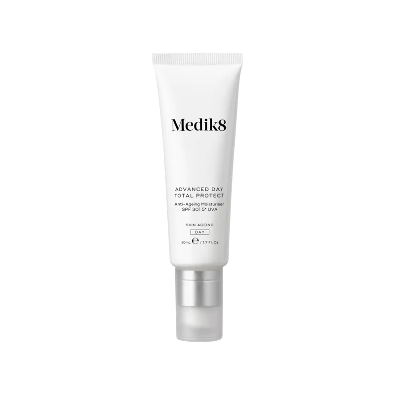 Medik8 Advanced Day Total Protect SPF 30 Антивіковий зволожуючий крем з SPF 30 і 5-зірковим захистом від УФ-променів