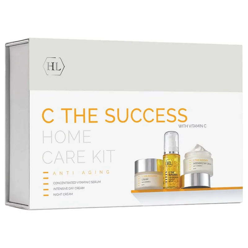 Освітлювальний антивіковий набір з вітаміном C Holy Land C The Success Anti Aging Home Care Kit