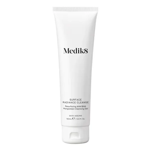 Очищуючий гель з АНА/BHA кислотами та екстрактом мангостана MEDIK8 Surface Radiance Cleanse — обʼєм 150 мл