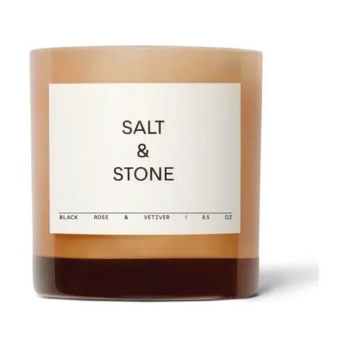 Соєва свічка з ароматом чорної рози та ветиверу SALT & STONE Candle Black Rose & Vetiver — вага 240 г