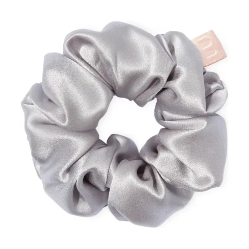 Об'ємна шовкова резинка MON MOU Silk Large Scrunchie — відтінок Pearl Gray Pearl Gray