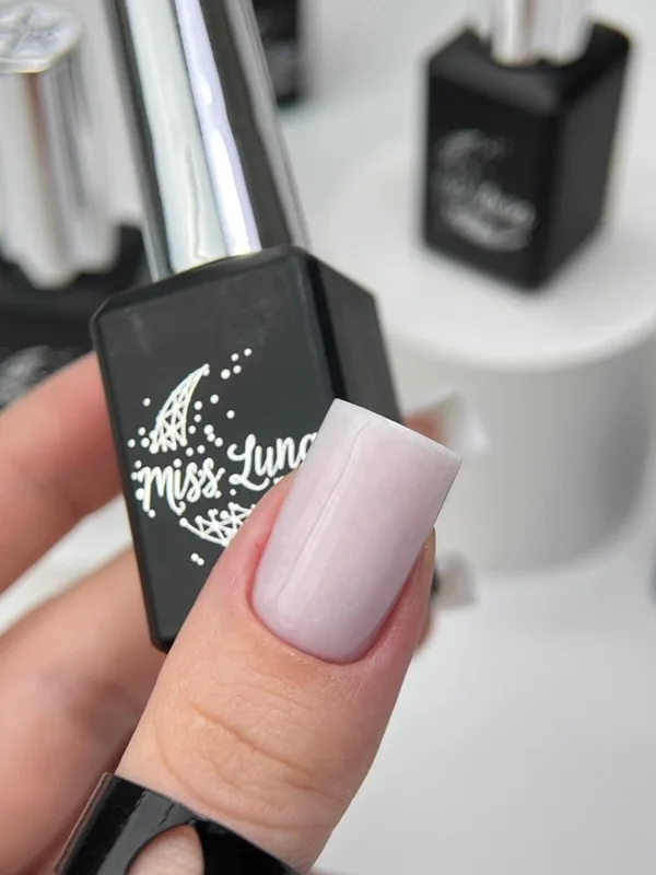 База камуфлююча з шимером Make up shimmer base 02 10 мл