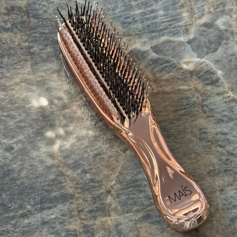 Mais Brush - Щітка для волосся