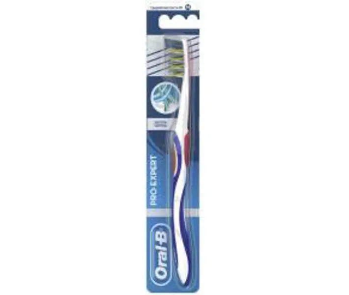 Зубна щітка Oral-B Pro-Expert Екстра Чистка середня, 1 шт