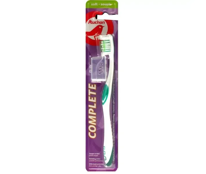 Зубная щетка Auchan Complete Soft, с колпачком