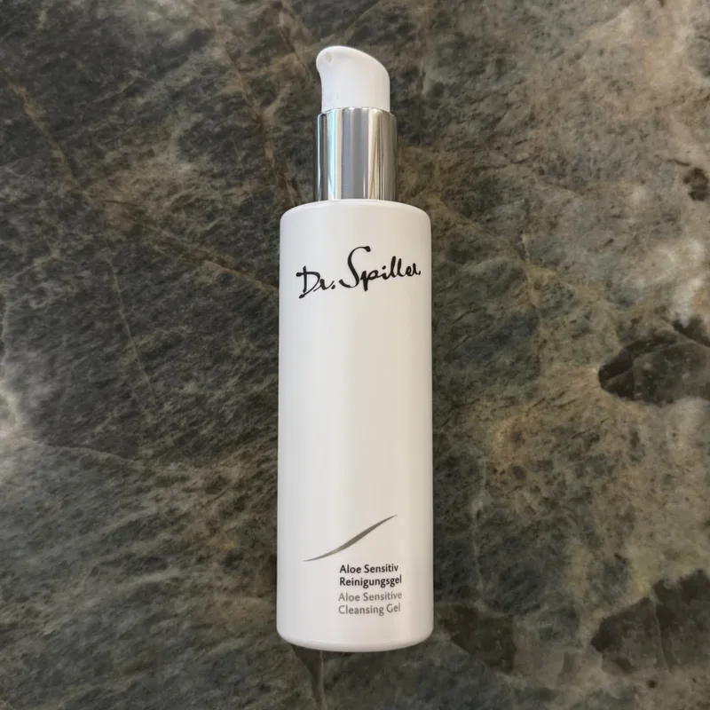 Aloe Sensitive Cleansing Gel - Очищуючий гель для чутливої шкіри з екстрактом Алое Вера