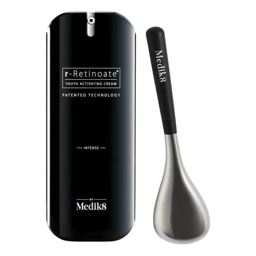 Набір для омолодження та скульптурування обличчя MEDIK8 The Retinoid & Sculpting Set